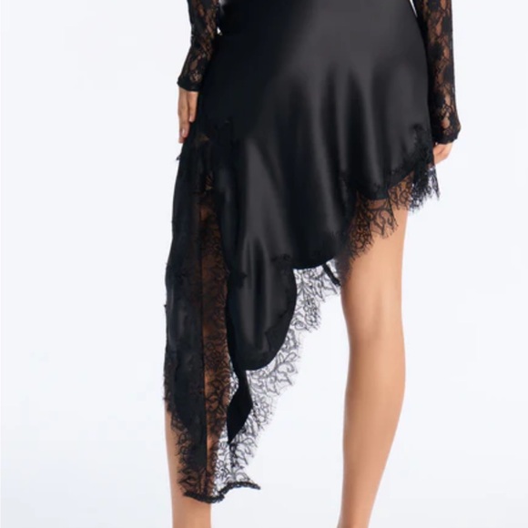 Fashion Nova Black Asymmetrical Lace Skirt - Picture 3 of 3